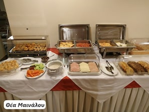 Bao gồm bữa sáng buffet hàng ngày