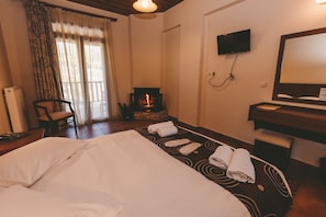 Double or Twin Room, Mountain View | Premium bedding, down comforters, minibar, in-room safe