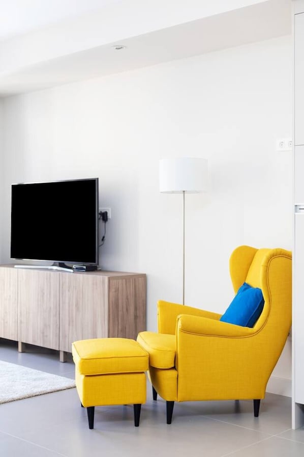 Fernseher