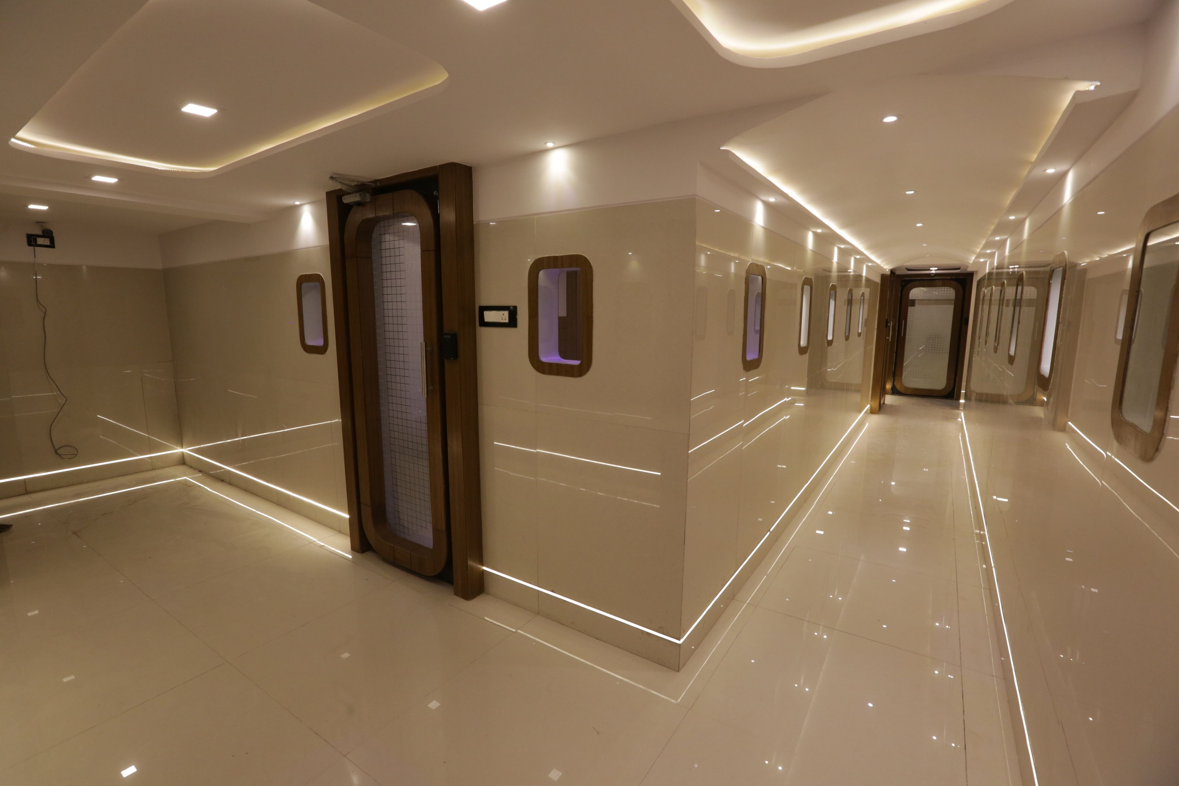 Photo - Qubestay Airport Capsule Hotel & Hostel