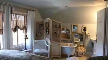 Standard Room, 1 Queen Bed (6) | Premium bedding, individually decorated, iron/ironing board, free WiFi