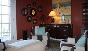 Massage en profondeur, massage suédois, massages prénatals