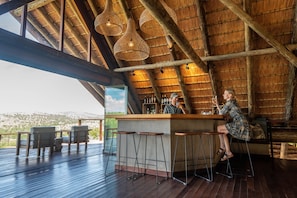 Bar (on property) - Mavela Game Lodge (Jozini)