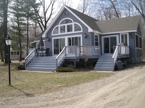 Exterior - Waterfront Home on the Beach. Ossipee Lake (Ossipee)