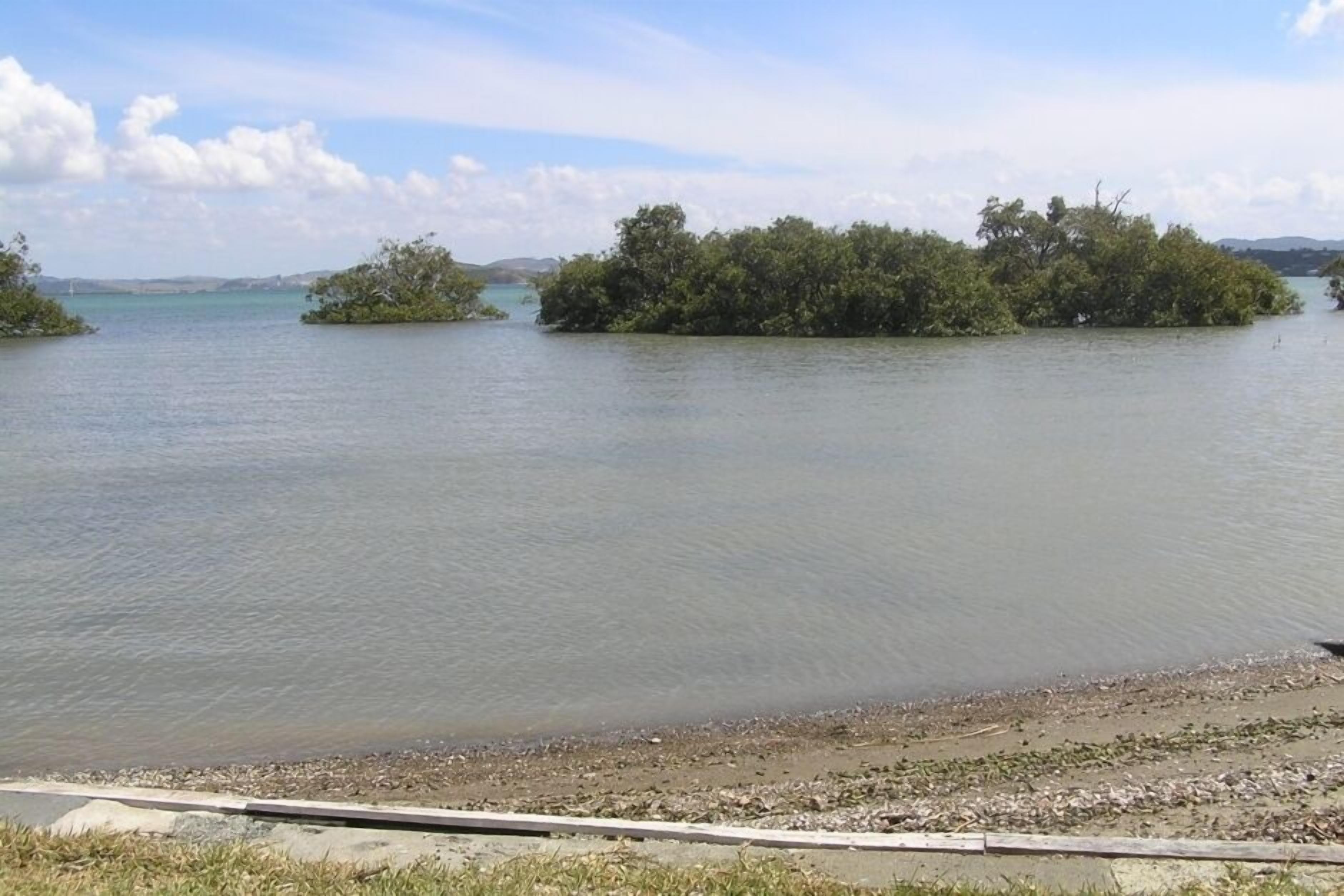On the beach, beach towels