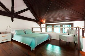 2 bedrooms, desk, iron/ironing board, travel crib