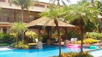 Piscina externa