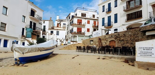 Exterior - Calella-Port Bo · Sun, Sea & Unique Character (Calella de Palafrugell)
