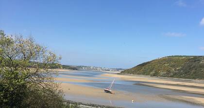 Waterside Cottage, näkymät joelle, Camel Trail, Free Wi-Fi Cornwall England