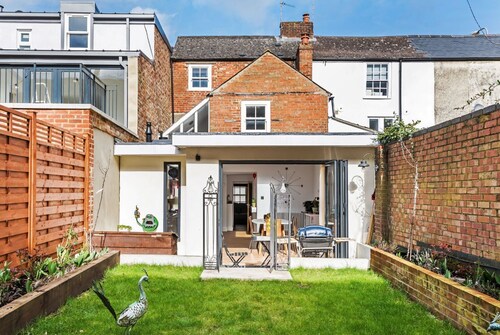 Modern, Chic 3BR Townhouse in Central Oxford - Pass the Keys