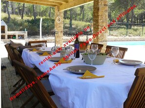 Outdoor dining