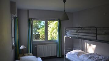 2 Schlafzimmer, Bügeleisen/Bügelbrett, kostenloses WLAN, Bettwäsche