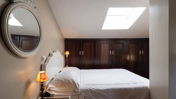 7 habitaciones y caja de seguridad en la habitación