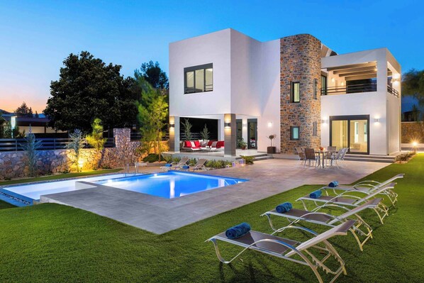 Villa (6 Bedrooms) | Extérieur