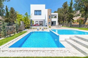 빌라 (6 Bedrooms) | 외관