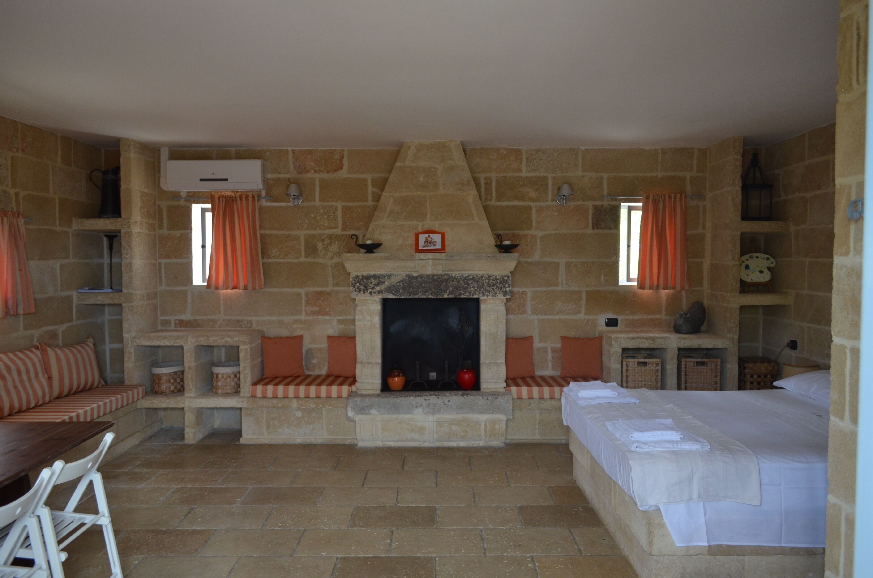 5 chambres, bureau, fer et planche à repasser, Wi-Fi gratuit