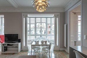 Dining - Barcelona Classic - Habitat Apartments (Barcelona)