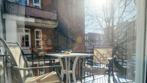 Outdoor dining - Montreal Plateau Mont Royal: apartments - 5 rooms - 4/6 persons (Montréal (Plateau Mont-Royal))