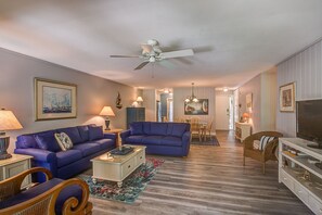 Smart TV, DVD player