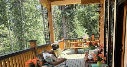 Natural Log Lodge in Mt. Robson Park Near Jasper National Park, Alberta
