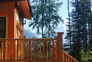 Property grounds - Natural Log Lodge in Mt. Robson Park Near Jasper National Park, Alberta (Velmont)