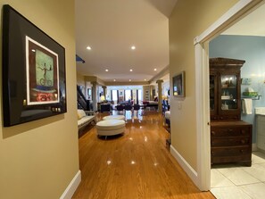 Interior - Gallery Loft Riverview Rooftop Terrace Elevator (Vicksburg)