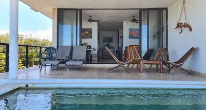 Escape to Paradise, Minimalist 4-BR Beachfront: 300 Mbps with amazing views