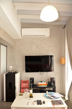 Apartment | Living area