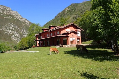 Albergue Los Avellanos - Hostel