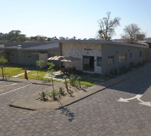 Front of property - Sandpiper Villas Chobe (Kasane)