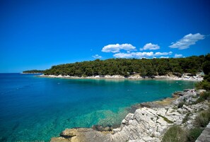 Beach - Porta Aurea apartment!! Romantic balcony with a wonderful view!! (Pula)