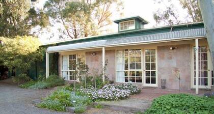 Three-Bedroom Apartment Yarra valley
