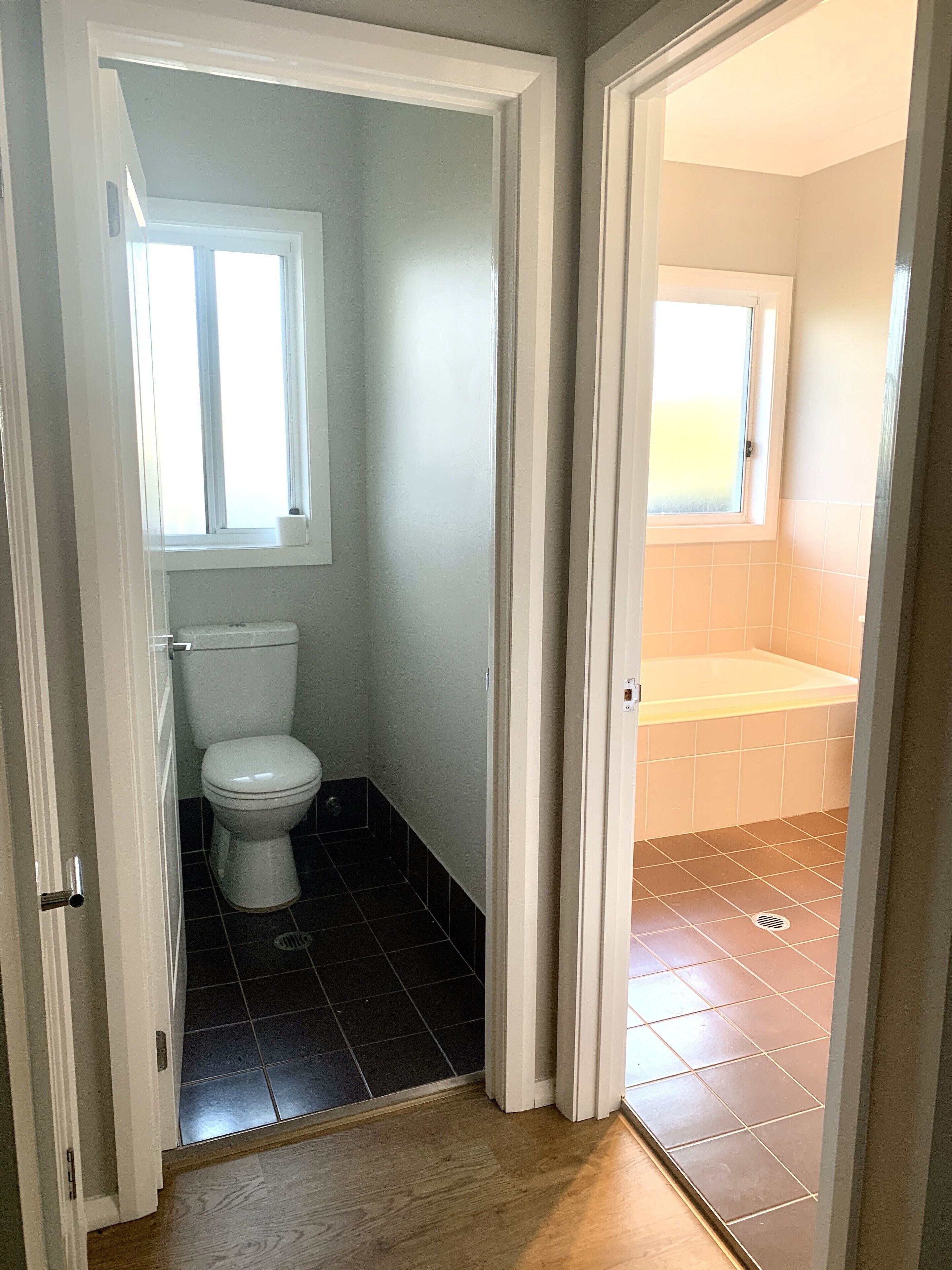 Executive 4-bedroom golf course holiday home — image 25