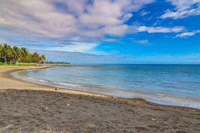 Tahiti beach house, 3 bedrooms with AC, family friendly