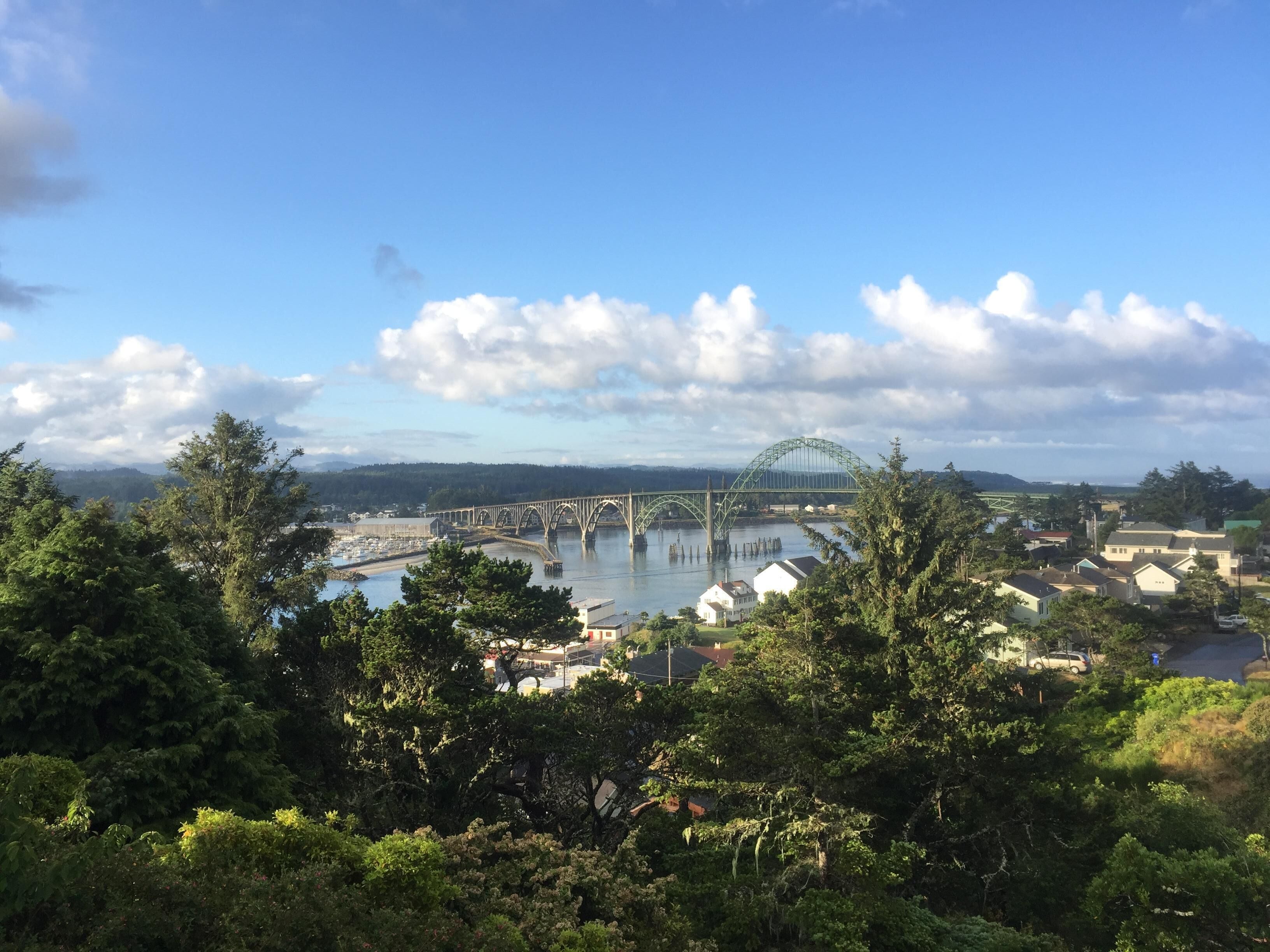 Ocean, Bridge and Bay VIEWS! 30 day minimum rentals 