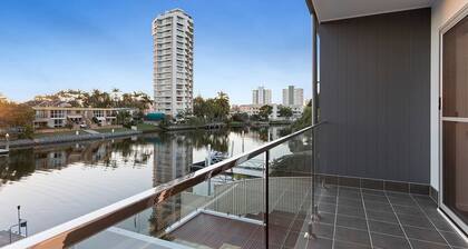 Bliss On Paradise Island