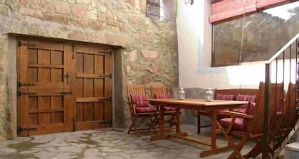 El Zahorí de Pinedas Rural Cottage for 6 people