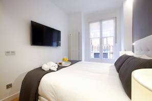 1 bedroom, in-room safe, iron/ironing board, free WiFi - Tirso Boutique (Madrid)