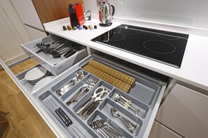 Fridge, microwave, oven, dishwasher