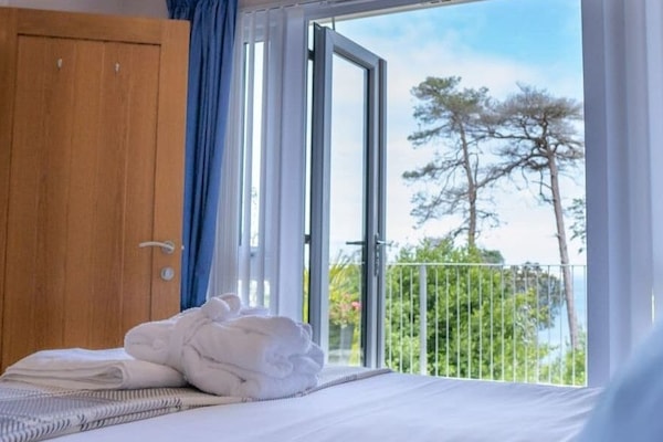 Bedroom with ensuite