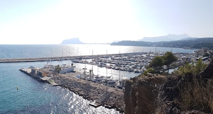 A perfect romantic or family getaway! 2 bedroom villa with private pool in Javea