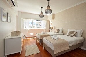 2 soverom, strykejern/-brett, wi-fi (inkludert) og sengetøy