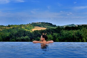 Outdoor pool, a heated pool