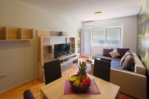 TV, DVD player