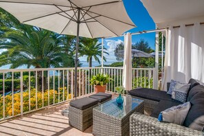 Terrace/patio - House with sea views Golf Alcudia close to beach (Alcanada)