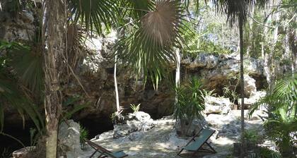 Akumal, Dschungelhütte Nicteha