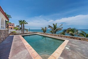 Alberca al aire libre 