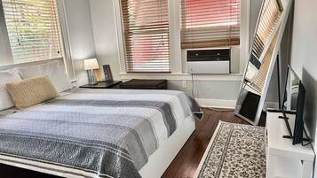 2 chambres, fer et planche Ă  repasser, Wi-Fi, draps fournis