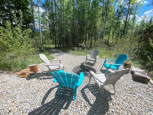 Legacy Vacation Rental - Pet Friendly!