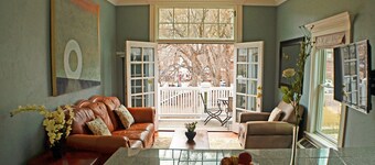 Heart of Manitou Springs. Prisbelønnet. Luksuriøs. Leje op til tre lejligheder.